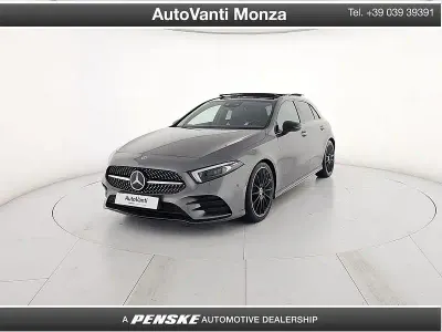 Käytetty Mercedes A250 Premium 224 HP (164 kW) 2019 Harmaa Viistoperä