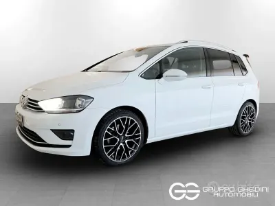 Usata VW Golf Sportsvan 110 CV (80 kW) 2015 Bianco Monovolume
