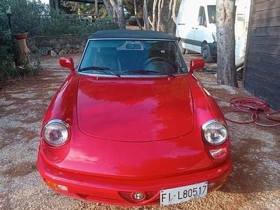 Usata Alfa Romeo Spider 101 CV (74 kW) 1992 Rosso Cabrio