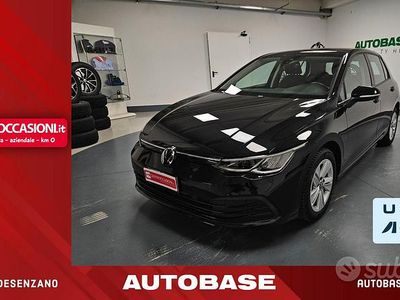 Usata VW Golf VIII Life 116 CV (85 kW) 2022 Nero Berlina