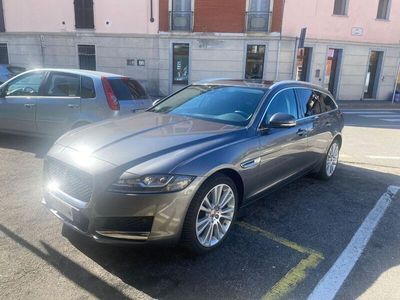 usata Jaguar XF Sportbrake 2.0 D 240 CV 4X4 aut. Prestige