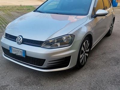 Usata VW Golf VII GTD 110 CV (80 kW) 2015 Grigio Berlina