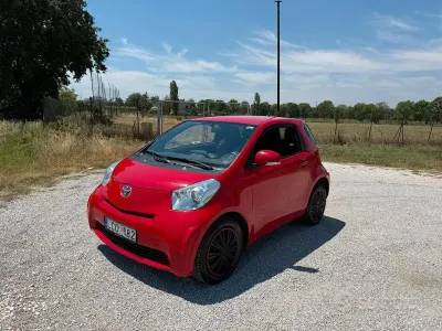 Usata Toyota iQ