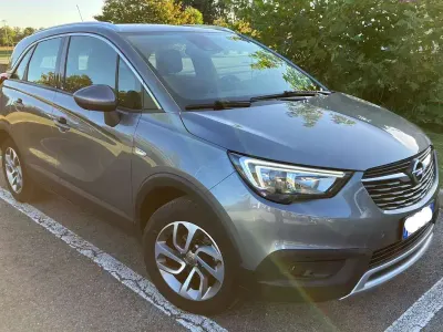 Usata Opel Crossland X Innovation 102 CV (75 kW) 2019 Grigio SUV