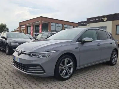 Usata VW Golf VIII Style 150 CV (110 kW) 2022 Grigio Berlina