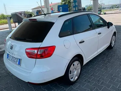 Usata Seat Ibiza ST 105 CV (77 kW) 2012 Bianco Station wagon