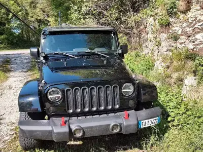 Usata Jeep Wrangler Rubicon 177 CV (130 kW) 2010 Nero SUV