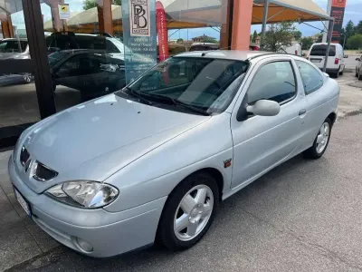 Usata Renault Mégane Sportway 95 CV (69 kW) 2001 Other Utilitaria