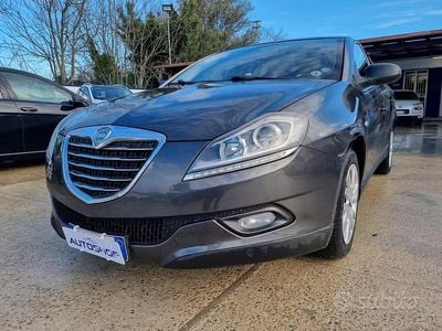 Usata Lancia Delta 105 CV (77 kW) 2012 Grigio Utilitaria