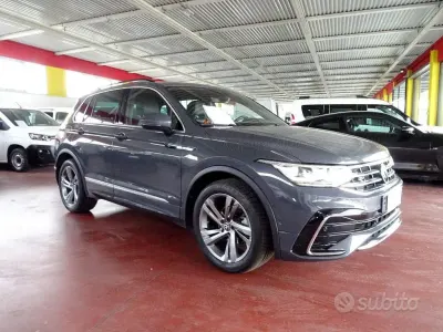 Usata VW Tiguan R-line 150 CV (110 kW) 2023 Antracite SUV