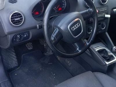 Usata Audi A3 150 CV (110 kW) 2005 Blu Utilitaria