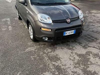 Usata Fiat Panda Lounge 86 CV (63 kW) 2024 Utilitaria