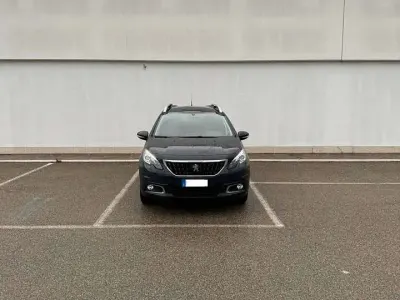 Usata Peugeot 2008 Active 83 CV (61 kW) 2019 Nero SUV