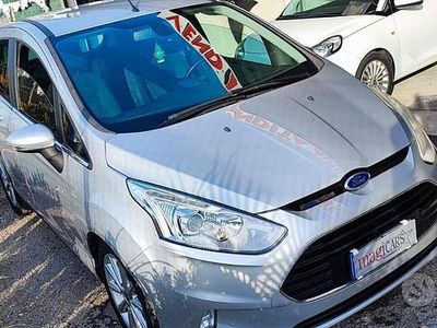 Begagnad Ford B-MAX Business Edition 75 HK (55 kW) 2015 Grå Minibuss