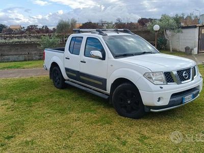 usata Nissan Navara autocarro