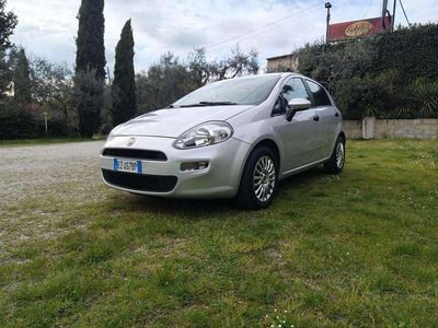 Usata Fiat Punto Street 75 CV (55 kW) 2015 Argento Utilitaria