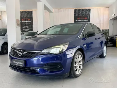 Usata Opel Astra Business 122 CV (89 kW) 2021 Bluazzurro Berlina