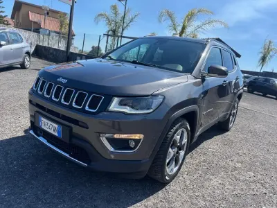 Occasion Jeep Compass Limited 120 ch (88 kW) 2018 Gris SUV