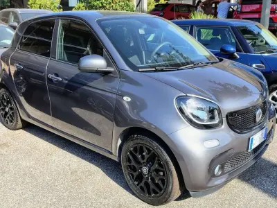 Usata Smart ForFour Passion 90 CV (66 kW) 2017 Other Utilitaria