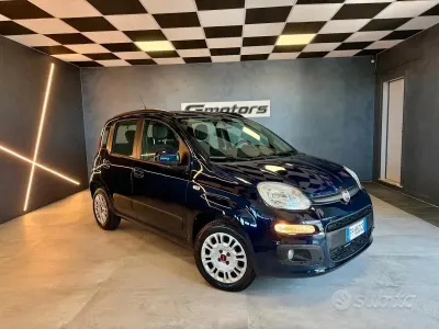 Usata Fiat Panda Easy 69 CV (50 kW) 2018 Blu Utilitaria