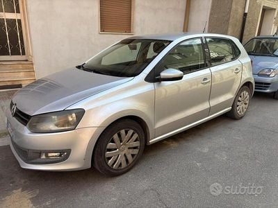 Usata VW Polo 70 CV (51 kW) 2011 Grigio Utilitaria