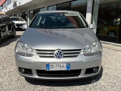 Usata VW Golf IV Sportline 140 CV (102 kW) 2006 Grigio Berlina