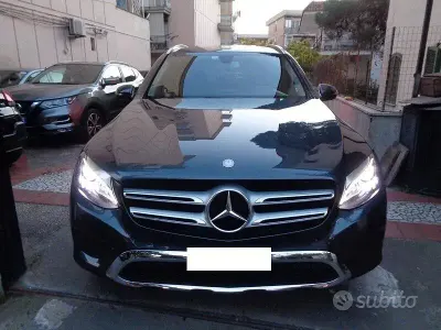 Usata Mercedes GLC250 204 CV (150 kW) 2016 Grigio SUV