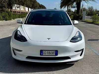 Usata Tesla Model 3 366 kW (498 CV) 2022 Bianco Berlina