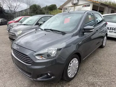 Usata Ford Ka 69 CV (50 kW) 2017 Grigio Berlina