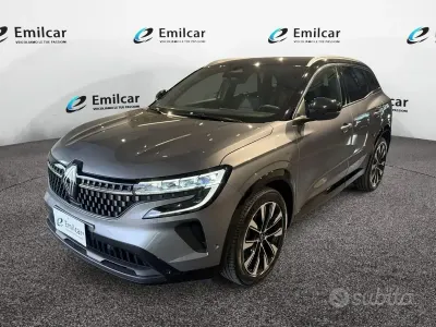 Usata Renault Austral 130 CV (95 kW) 2023 Grigio SUV