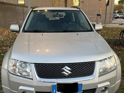 Usata Suzuki Vitara 129 CV (94 kW) 2006 Grigio SUV