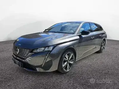Usata Peugeot 308 GT 131 CV (96 kW) 2023 Grigio Station wagon