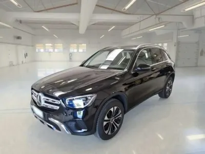 Usata Mercedes GLC300 Business 321 CV (236 kW) 2022 Nero SUV