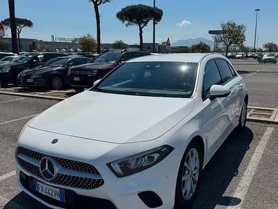 Occasion Mercedes A180 116 ch (85 kW) 2019 Blanc Berline