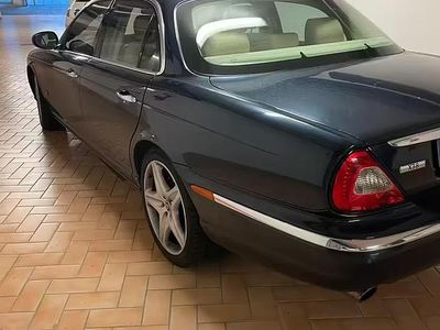 Usata Jaguar XJ8 2007 Blu Berlina