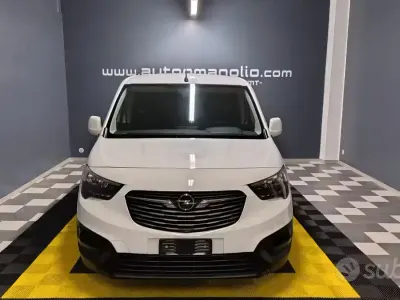 Usata Opel Combo S 102 CV (75 kW) 2020 Bianco Monovolume