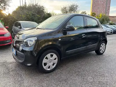 Usata Renault Twingo 70 CV (51 kW) 2015 Nero Utilitaria