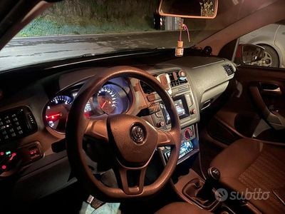 Usata VW Polo 85 CV (62 kW) 2015 Grigio Berlina