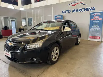 Usata Chevrolet Cruze LT 141 CV (103 kW) 2012 Nero Utilitaria