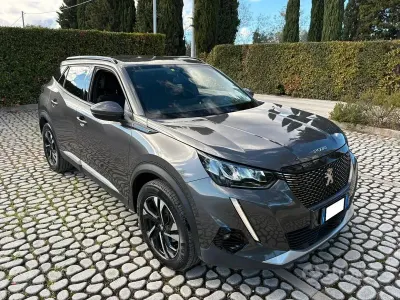 Occasion Peugeot 2008 Allure 131 ch (96 kW) 2021 Gris SUV