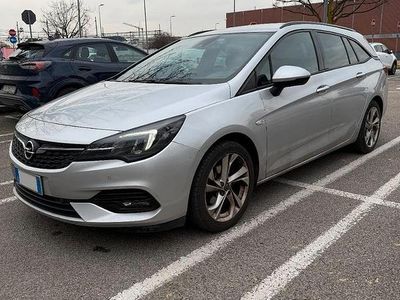Usata Opel Astra GS Line 105 CV (77 kW) 2020 Grigio Station wagon