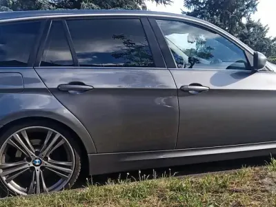 Usata BMW 318 M Sport 143 CV (105 kW) 2010 Grigio Station wagon