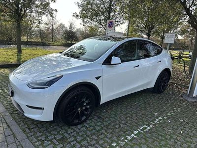 Usata Tesla Model Y 152 kW (208 CV) 2023 SUV