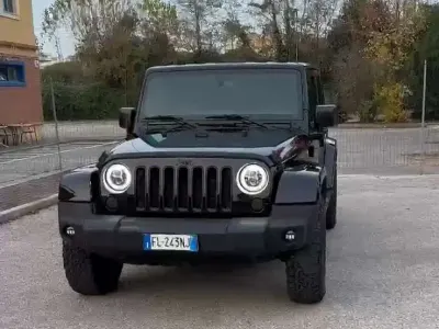 Occasion Jeep Wrangler Night Eagle 204 PK (150 kW) 2017 Zwart SUV
