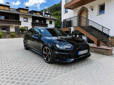 Usata Audi RS4 Ambiente 450 CV (330 kW) 2019 Nero Station wagon