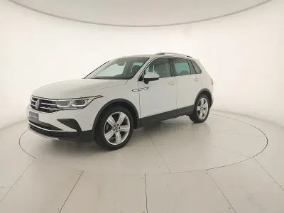 Gebraucht VW Tiguan Elegance 150 PS (110 kW) 2023 Weiß SUV
