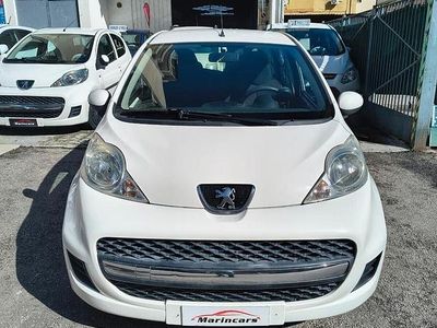 Usata Peugeot 107 68 CV (50 kW) 2009 Bianco Utilitaria