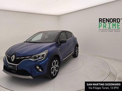 Usata Renault Captur Intens 101 CV (74 kW) 2023 Blu scuro SUV