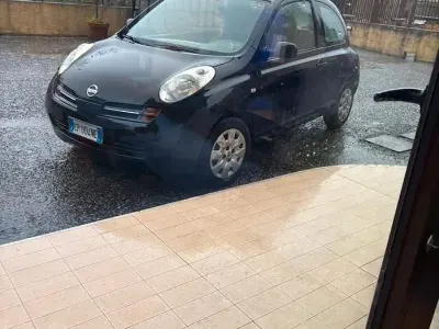 Usata Nissan Micra 2004 Nero Utilitaria