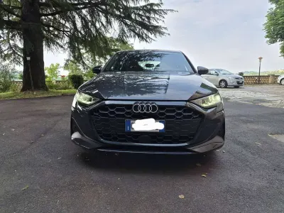 Usata Audi A3 Business 116 CV (85 kW) 2025 Grigio Berlina
